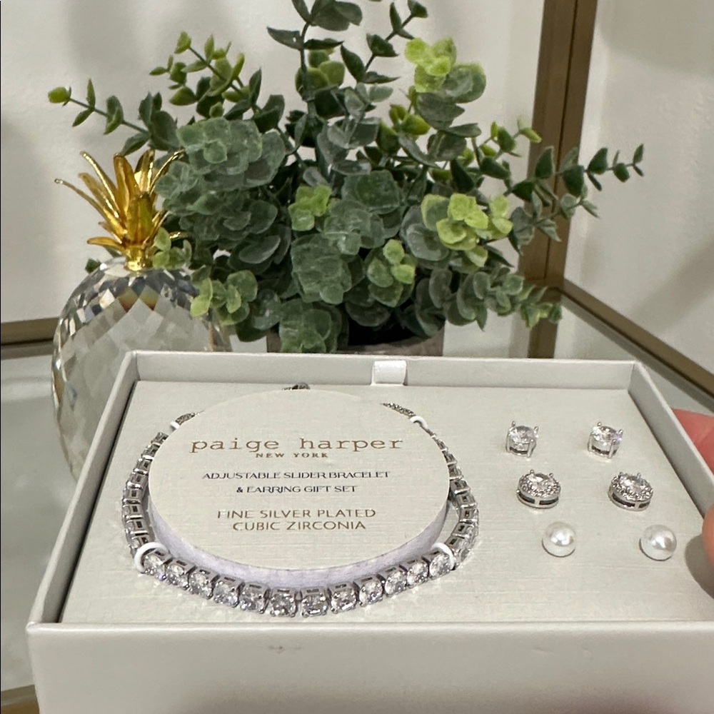 Sterling Silver Bracelet and Earring Set - Picture 3 of 5